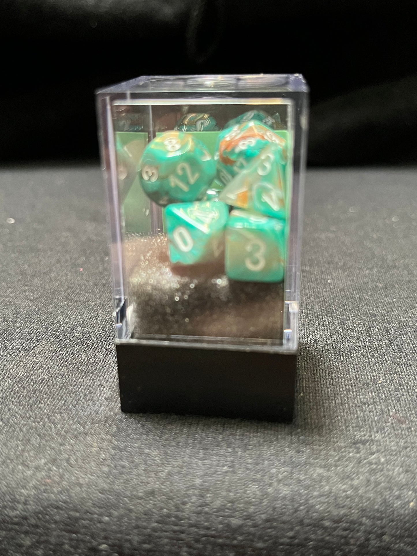 Chessex Mini Marble Oxi-Copper/White Dice