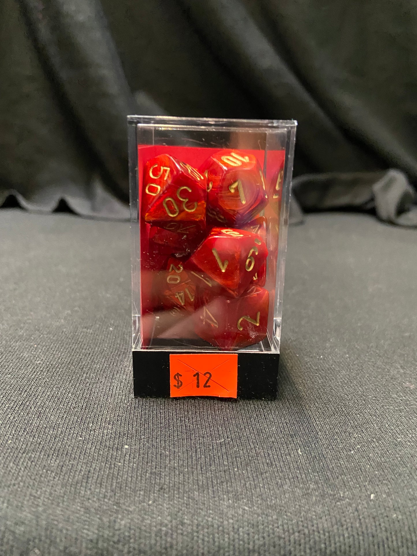 Chessex Scarlet Scarab/Gold Dice Kit