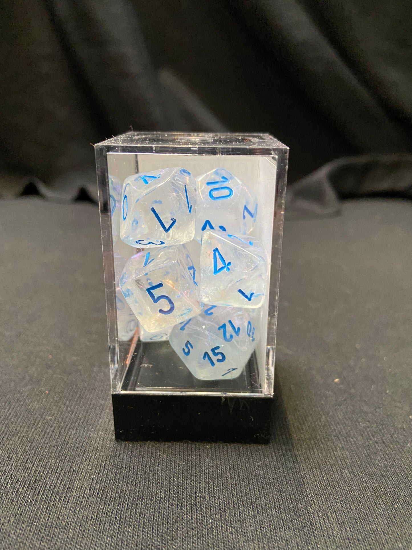Chessex Borealis Icicle/Light Blue Dice Kit