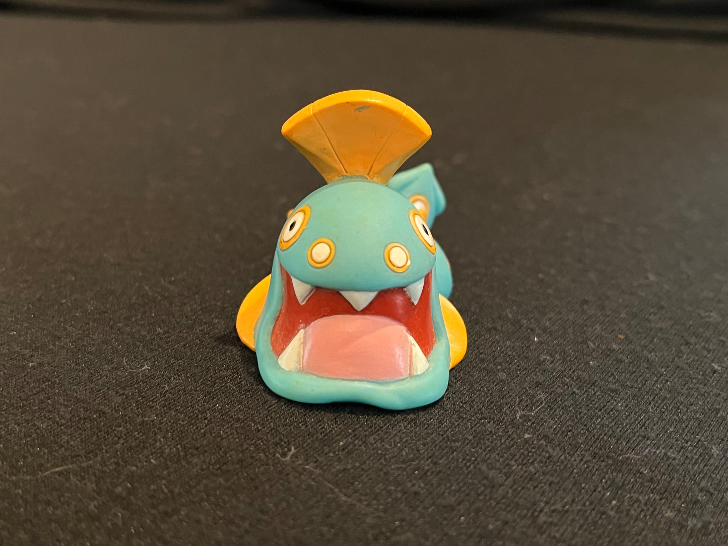 Pokemon Finger Puppet: Huntail