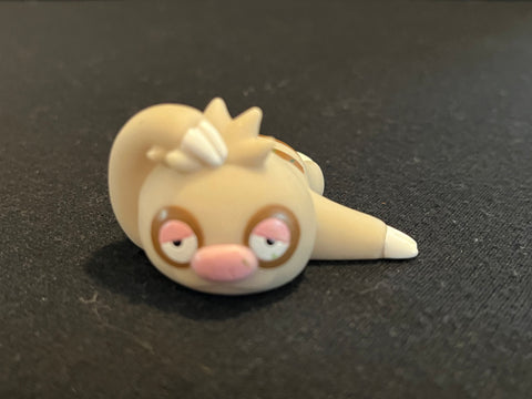 Pokemon Finger Puppet: Slakoth